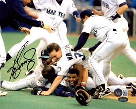 Ken Griffey Jr. Autographed 8x10 Photo Seattle Mariners 1995 Dogpile Beckett BAS & MCS Holo Stock #196960