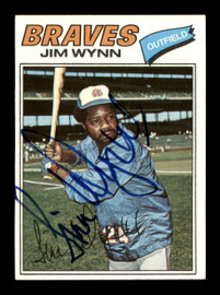 Jim Wynn Autographed 1977 Topps Card #165 Atlanta Braves SKU #205044