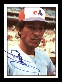 Pepe Frias Autographed 1975 SSPC Card #331 Montreal Expos SKU #204671