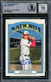 Juan Soto Autographed Signed 2020 Topps Walmart Holiday Card #Hw196  Washington Nationals Beckett Beckett