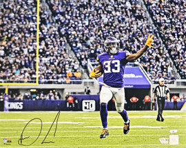 Dalvin Cook Autographed 16x20 Photo Minnesota Vikings Fanatics Holo Stock #218720