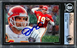 Joe Montana Autographed 1995 Flair Card #15 Kansas City Chiefs Beckett BAS Stock #221202