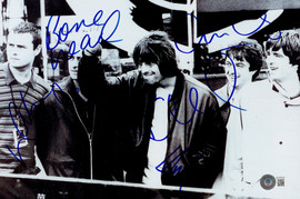 Oasis Autographed 8x12 Photo Band With 5 Signatures Including Noel