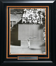 Willie Mays Autographed Framed 16x20 Photo San Francisco Giants The Catch JSA #G55494