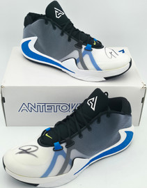 Giannis Antetokounmpo Autographed 2019 Player Exclusive (PE) Promo White/Metallic Silver-FIR-LT Cream Nike Zoom Freak 1 Shoes Milwaukee Bucks Size 17 Beckett BAS Witness Stock #252757 Giannis Antetokounmpo Autographed 2019 Player Exclusive (PE) Promo White/Metallic Silver-FIR-LT Cream Nike Zoom Freak 1 Shoes Milwaukee Bucks Size 17 Beckett BAS Witness Stock #252757
