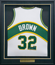 Seattle Supersonics Downtown Fred Brown Autographed Framed White Jersey MCS Holo Stock #256420