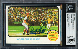 Johnny Bench Autographed 1973 Topps Card #207 Cincinnati Reds Beckett BAS #19210177