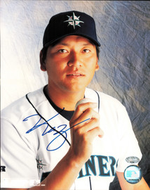 Kazuhiro Sasaki Autographed 8x10 Photo Seattle Mariners MCS Holo #87569