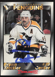 Bryan Trottier Autographed 1993-94 Foodland Card #12 Pittsburgh Penguins SKU #258538