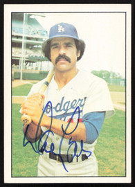 Dave Lopes Autographed 1975-76 SSPC Card #79 Los Angeles Dodgers SKU #258766