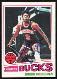 Junior Bridgeman Autographed 1977-78 Topps Card #114 Milwaukee Bucks SKU #258890