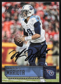 Marcus Mariota Autographed 2016 Panini Prestige Card #189 Tennessee Titans SKU #265364