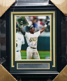 Rickey Henderson Autographed Framed 8x10 Photo Oakland A's Beckett BAS QR #BH04538