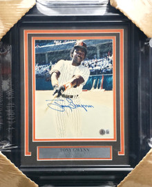 Tony Gwynn Autographed Framed 8x10 Photo San Diego Padres Beckett BAS QR #BW06377