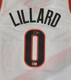 Portland Trail Blazers Damian Lillard Autographed White Custom Jersey Beckett BAS QR #BR50378