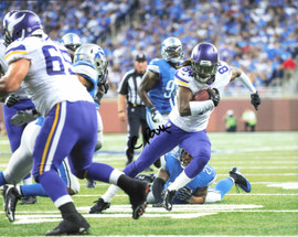 Cordarrelle Patterson Autographed 8x10 Photo Minnesota Vikings SKU #266884