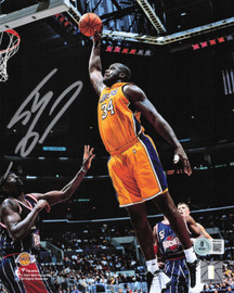 Shaquille "Shaq" O'Neal Autographed 8x10 Photo Los Angeles Lakers Beckett BAS Witness #4W513371