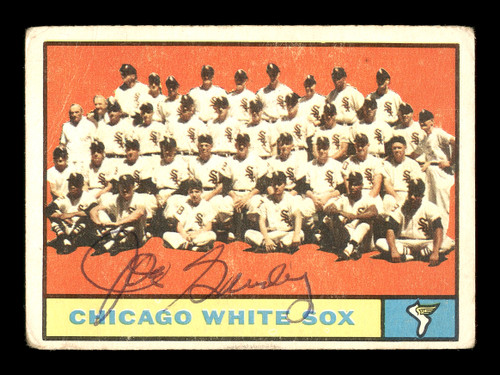 Joe Ginsberg Autographed 1961 Topps Team Card #7 Chicago White Sox SKU #169727