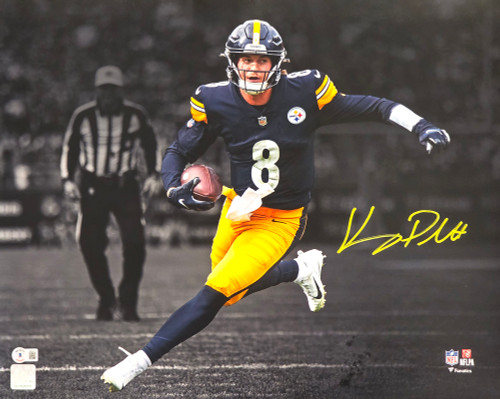 Kenny Pickett Autographed 16x20 Photo Pittsburgh Steelers Spotlight Beckett BAS Witness Stock #216739