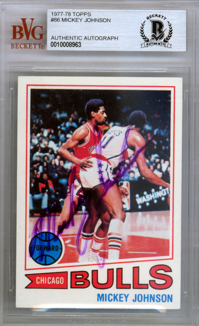 Mickey Johnson Autographed 1977 Topps Card #86 Chicago Bulls Beckett BAS #10008963