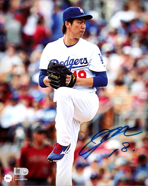Kenta Maeda Autographed 8x10 Photo Los Angeles Dodgers MLB Holo Stock #104795