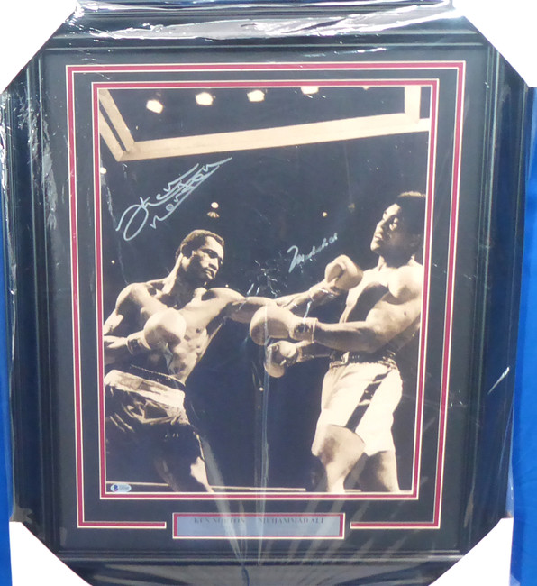 Muhammad Ali & Ken Norton Autographed Framed 16x20 Photo Beckett BAS #A53365