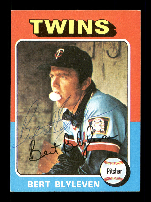 Bert Blyleven Autographed 1975 Topps Card #30 Minnesota Twins SKU #168313