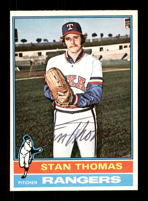 Stan Thomas Autographed 1976 O-Pee-Chee Card #148 Texas Rangers SKU #169442