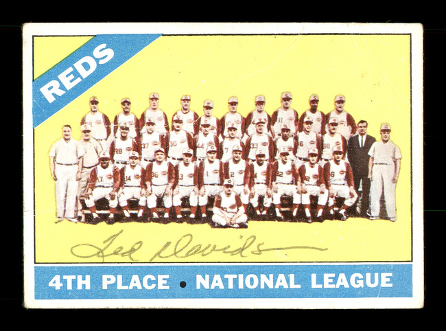 Ted Davidson Autographed 1966 Topps Team Card #59 Cincinnati Reds SKU #170599