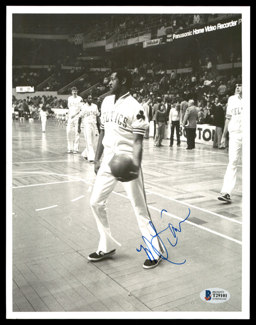 M.L. ML Carr Autographed 8x10 Photo Boston Celtics Vintage Beckett BAS #T29101