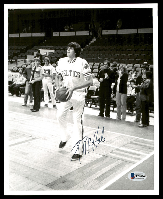 Kevin McHale Autographed 8x10 Photo Boston Celtics Vintage Beckett BAS #T29076
