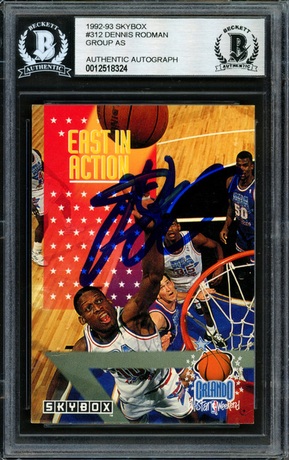 Dennis Rodman Autographed 1992-93 Skybox Card #312 Detroit Pistons Beckett BAS #12518324