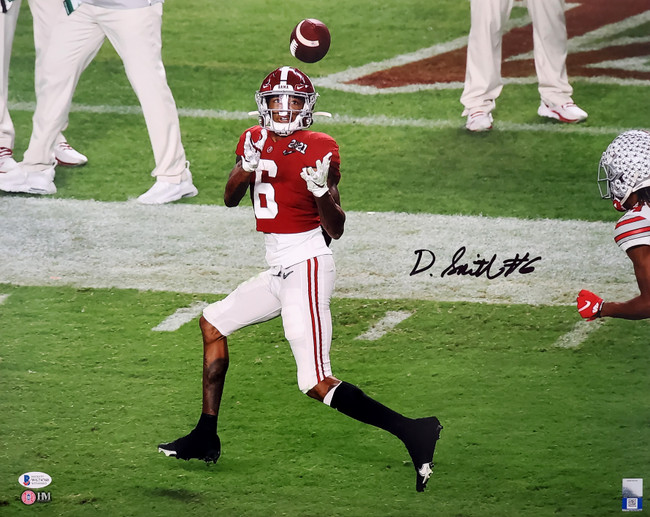 Devonta Smith Autographed 16x20 Photo Alabama Crimson Tide 2021 National Championship Beckett BAS Stock #189562