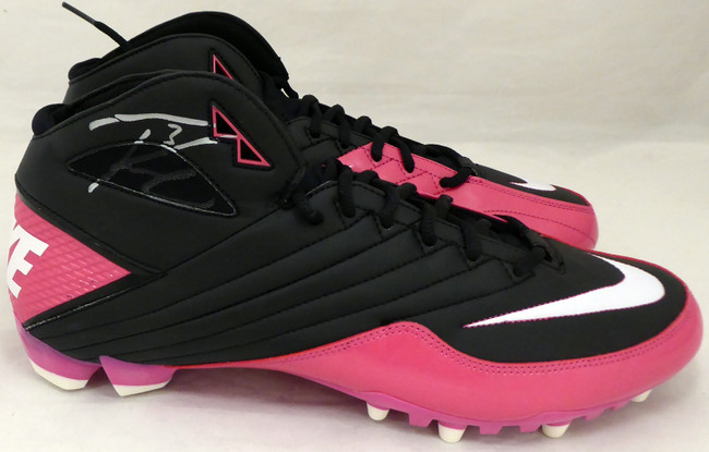 Russell Wilson Autographed Nike Super Speed TD 3/4 Pink Cleat Seattle Seahawks Size 13 Size 13 RW Holo #42236