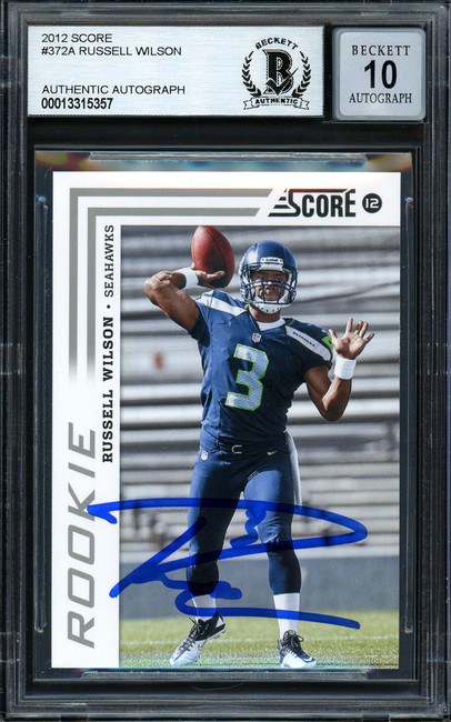 Russell Wilson Autographed 2012 Score Rookie Card #372 Seattle Seahawks Auto Grade Gem Mint 10 Beckett BAS #13315357