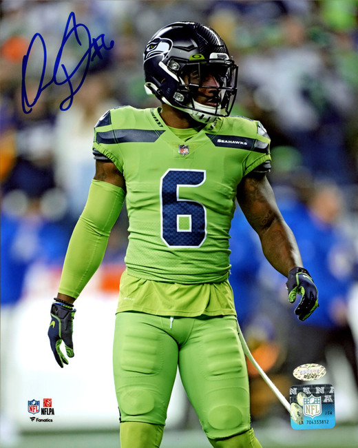 Quandre Diggs Autographed 8x10 Photo Seattle Seahawks MCS Holo Stock #200278