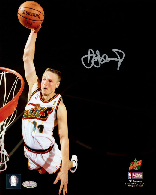 Detlef Schrempf Autographed 8x10 Photo Seattle Supersonics Slam Dunk MCS Holo Stock #202451