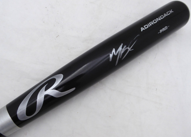 Mookie Betts Autographed Rawlings Bat Los Angeles Dodgers (Light Signature) Beckett BAS QR #BJ56050
