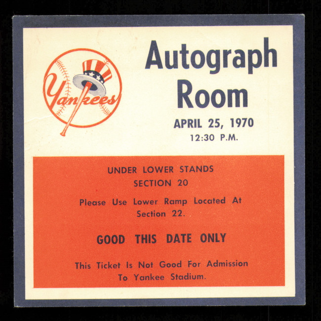 New York Yankees Unsigned 3.5x3.75 Autograph Room Pass SKU #222477