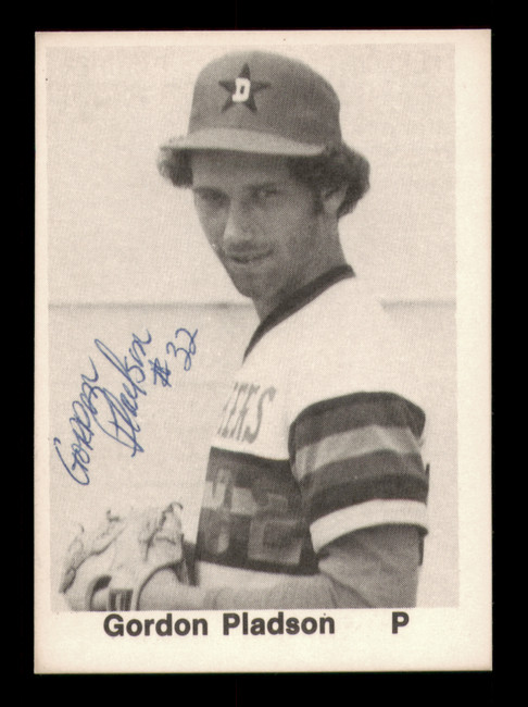 Gordon Gordie Pladson Autographed 1976 TCMA Card Dubuque Packers SKU #231656