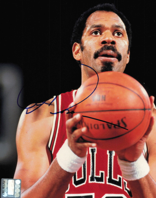 Artis Gilmore Autographed 8x10 Photo Chicago Bulls SKU #244906