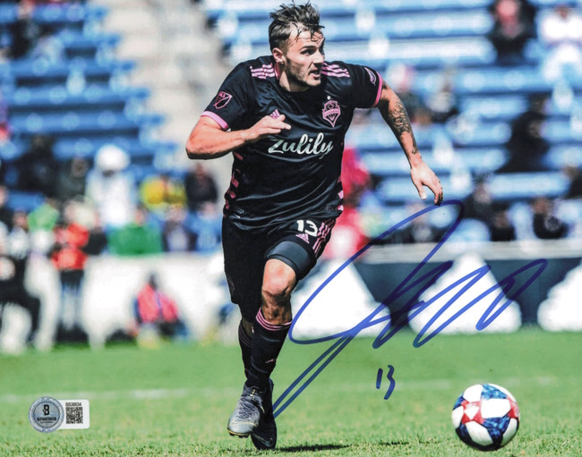 Jordan Morris Autographed 8x10 Photo Seattle Sounders Beckett BAS QR #BS36634