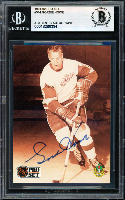 Gordie Howe Autographed 1991-92 Pro Set Card #344 Detroit Red Wings Beckett BAS #18280394