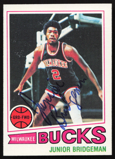 Junior Bridgeman Autographed 1977-78 Topps Card #114 Milwaukee Bucks SKU #258890