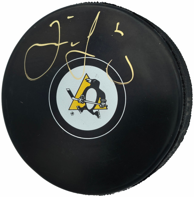 Jaromir Jagr Autographed Official Pittsburgh Penguins Logo Hockey Puck JSA Witness Stock #262093