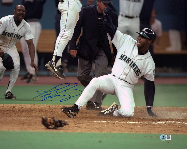 Ken Griffey Jr. Autographed 16x20 Photo Seattle Mariners "The Slide" Beckett BAS Witness Stock #262146