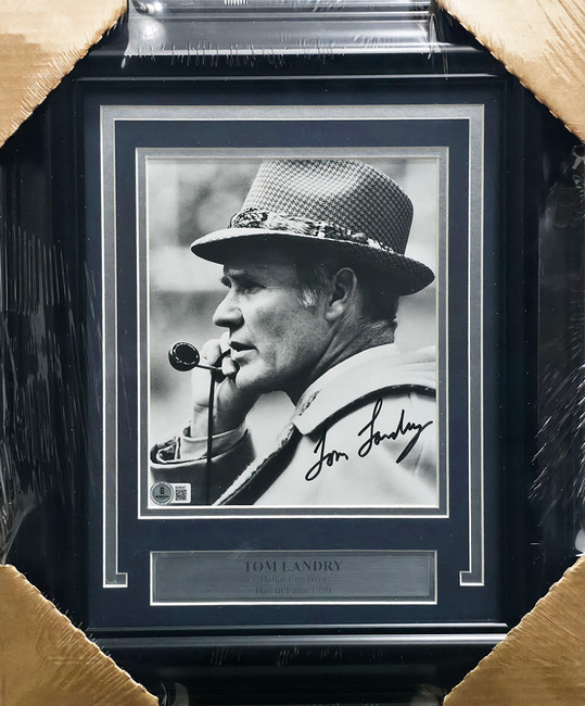 Tom Landry Autographed Framed 8x10 Photo Dallas Cowboys Beckett BAS QR #BV86497