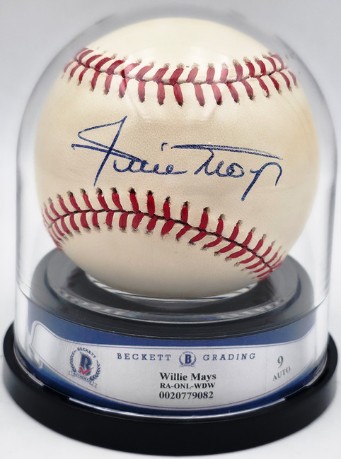 Willie Mays Autographed Official NL Baseball San Francisco Giants Auto Grade Mint 9 Beckett BAS #20779082