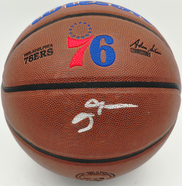 Allen Iverson Autographed Official NBA Leather Composite Basketball Philadelphia 76ers Beckett BAS Witness #3W066732