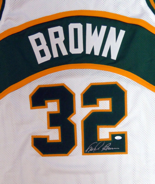 Seattle Supersonics Downtown Fred Brown Autographed Green Jersey MCS Holo  Stock #200289 - Mill Creek Sports